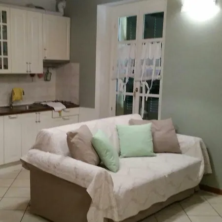 Apartment Acquaterrafuoco - *