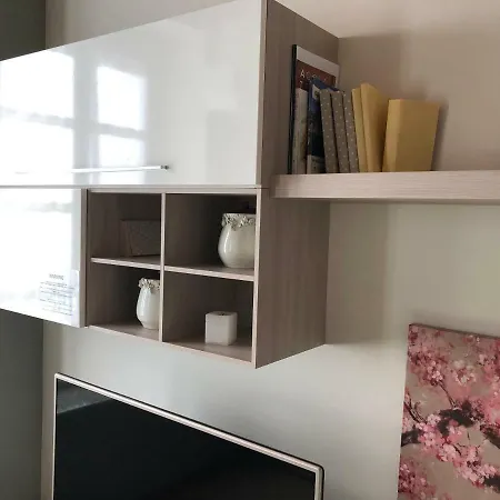Apartment Acquaterrafuoco - *